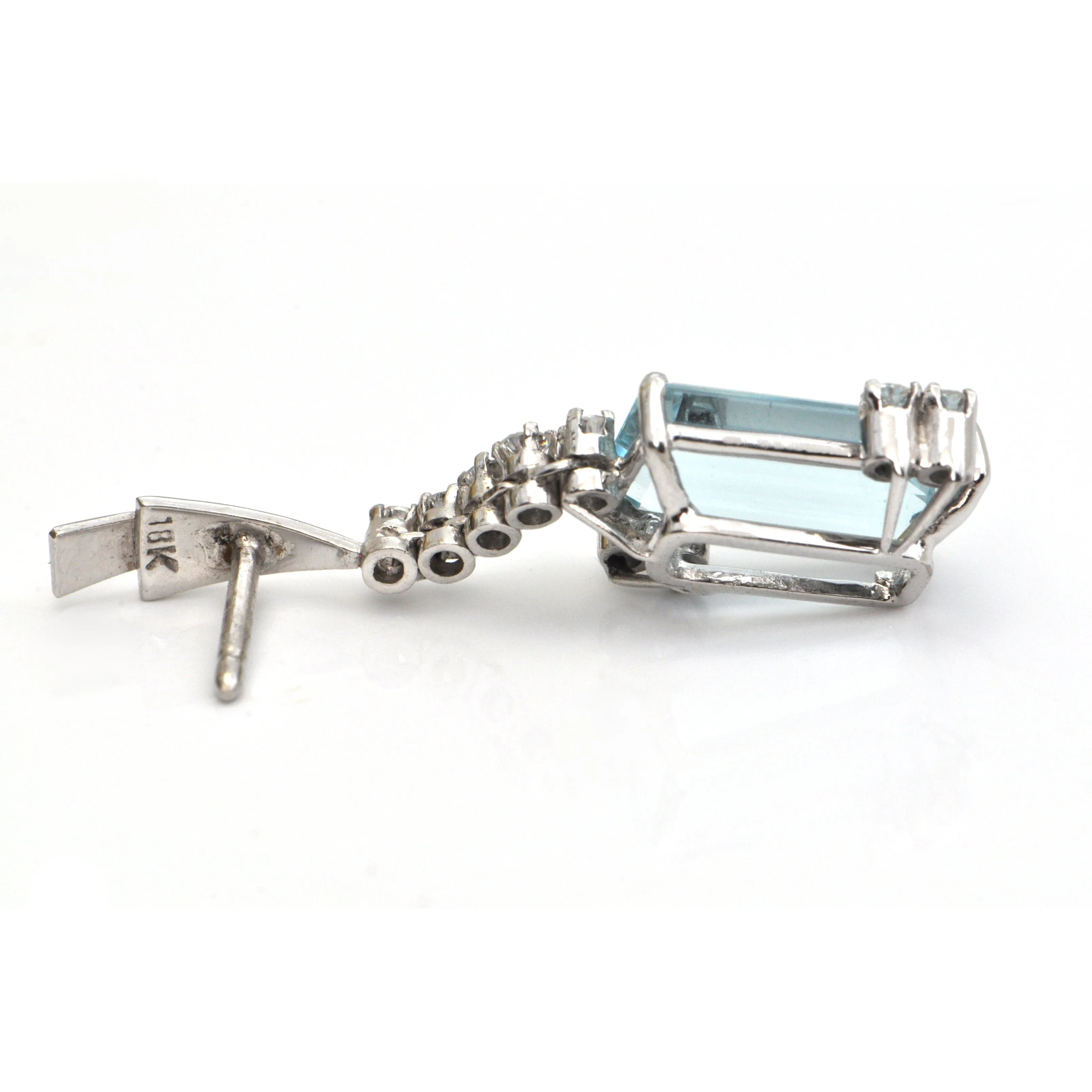 9.5 CT Aquamarine and 0.36 CT Diamond 18K White Gold Earrings
