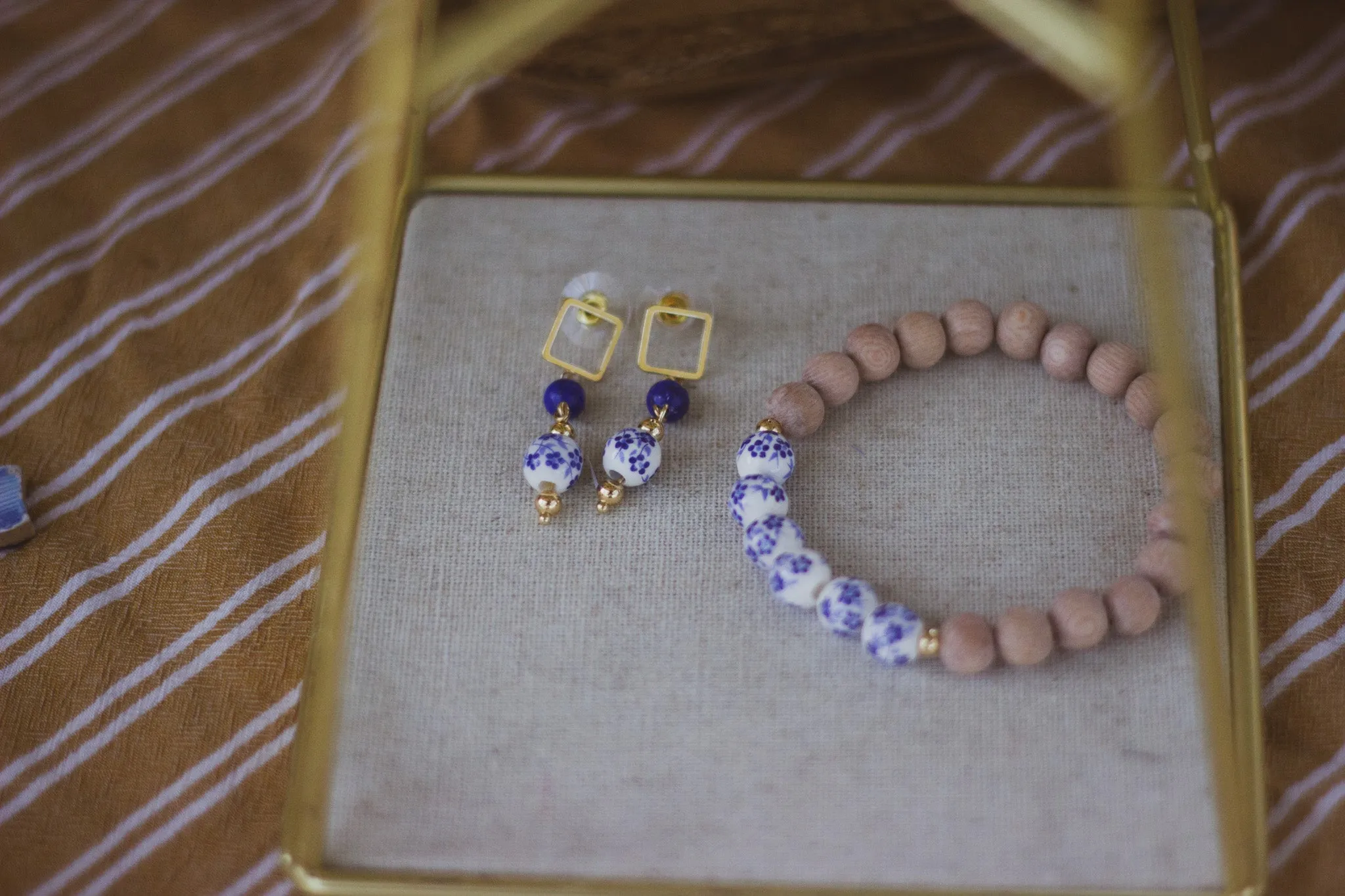 Ceramic Blue Flower Diffuser Bracelet