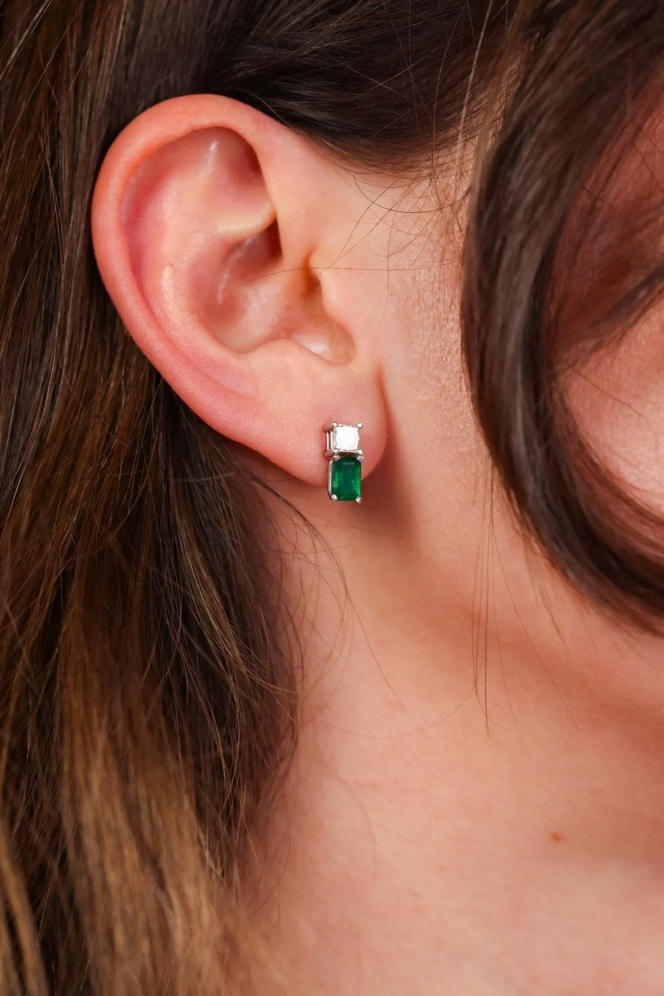 Emerald Diamond White Gold Earrings
