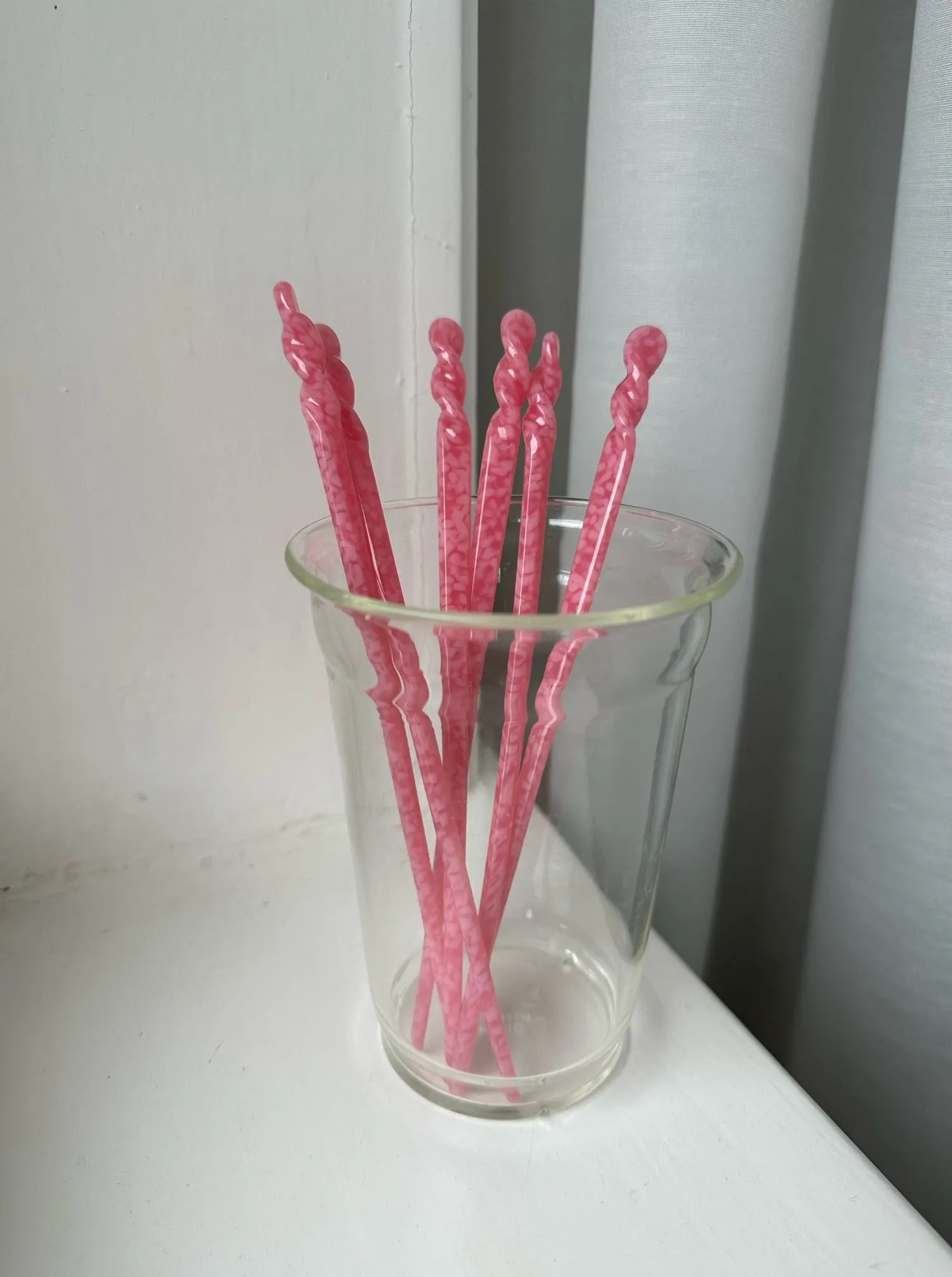 TWISTED HAIRPIN